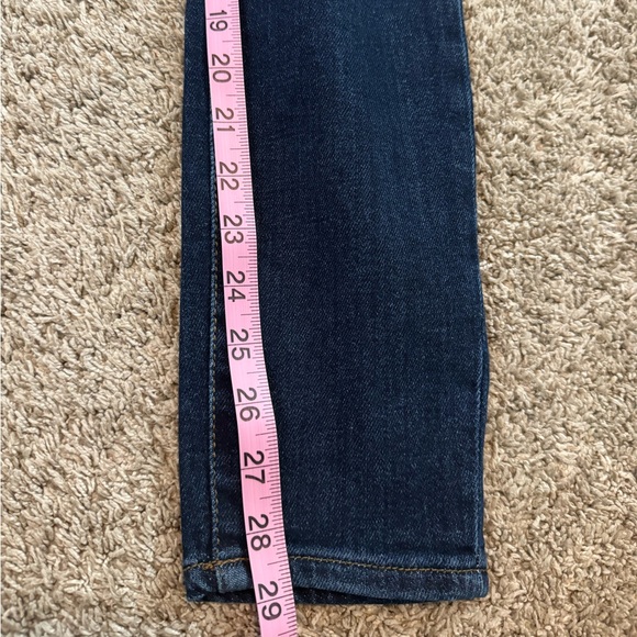 Good American Good Waist Distressed Pocket Skinny Jeans - Picture 9 of 10